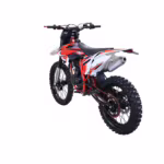 Vista lateral de dirt bike roja y blanca