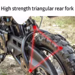 estrutura de garfo traseiro triangular de alta resistência para motocicletas
