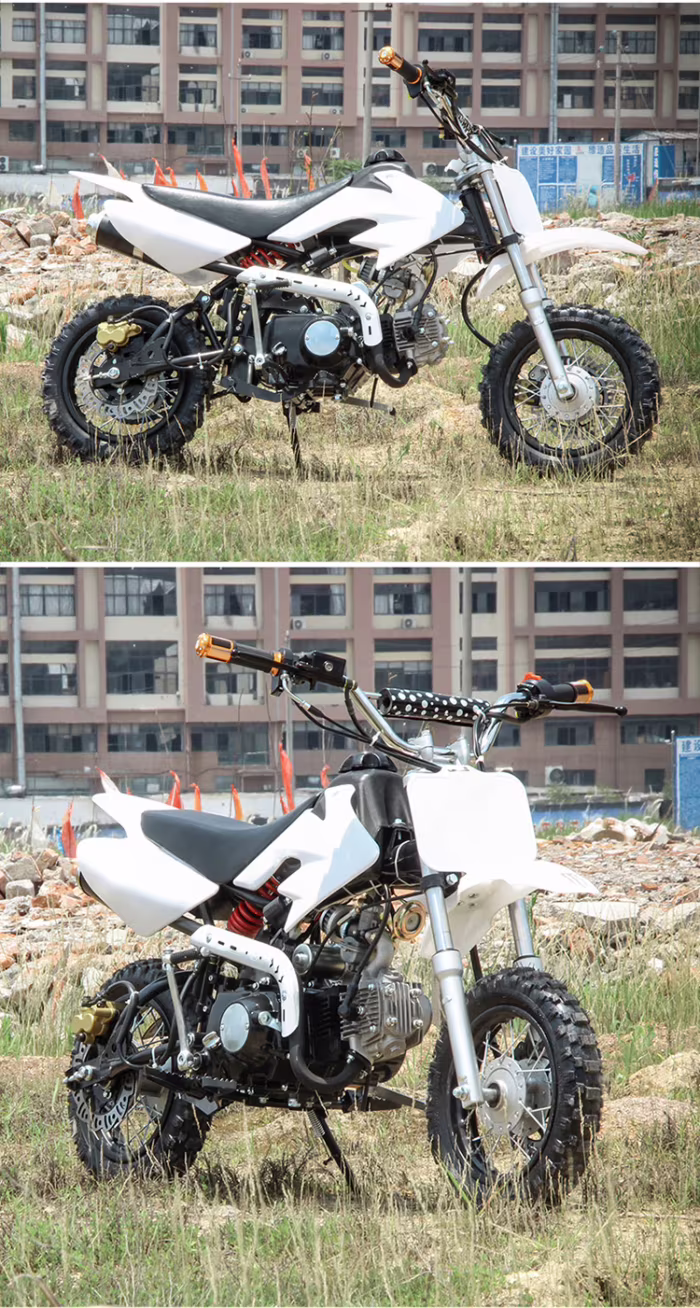 Exhibición al aire libre de motocicletas blancas de motocross