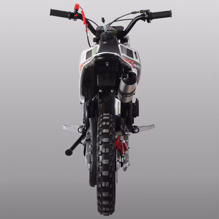 Vista frontal de una moto de cross blanca y negra.