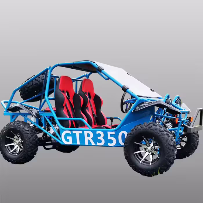 Kart todoterreno GTR350 azul con asientos rojos.
