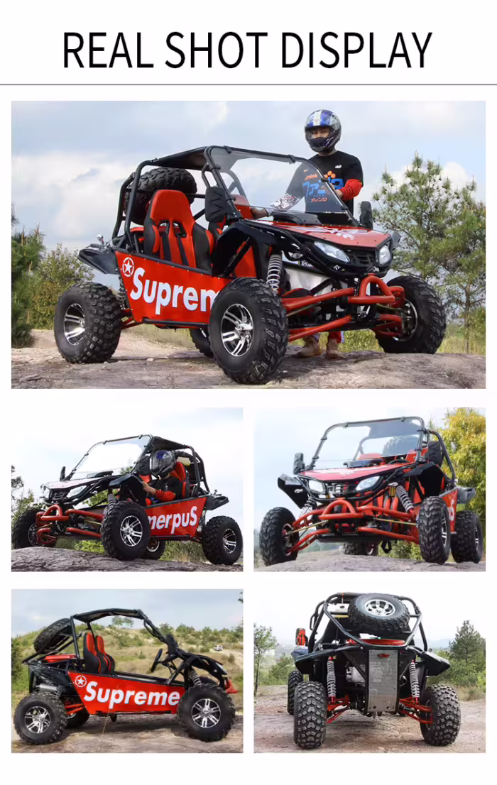 Buggy todoterreno rojo con conductor con casco.