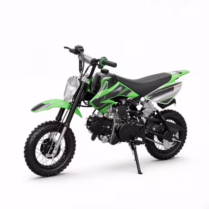 Mini moto de motocross verde e preta em fundo branco