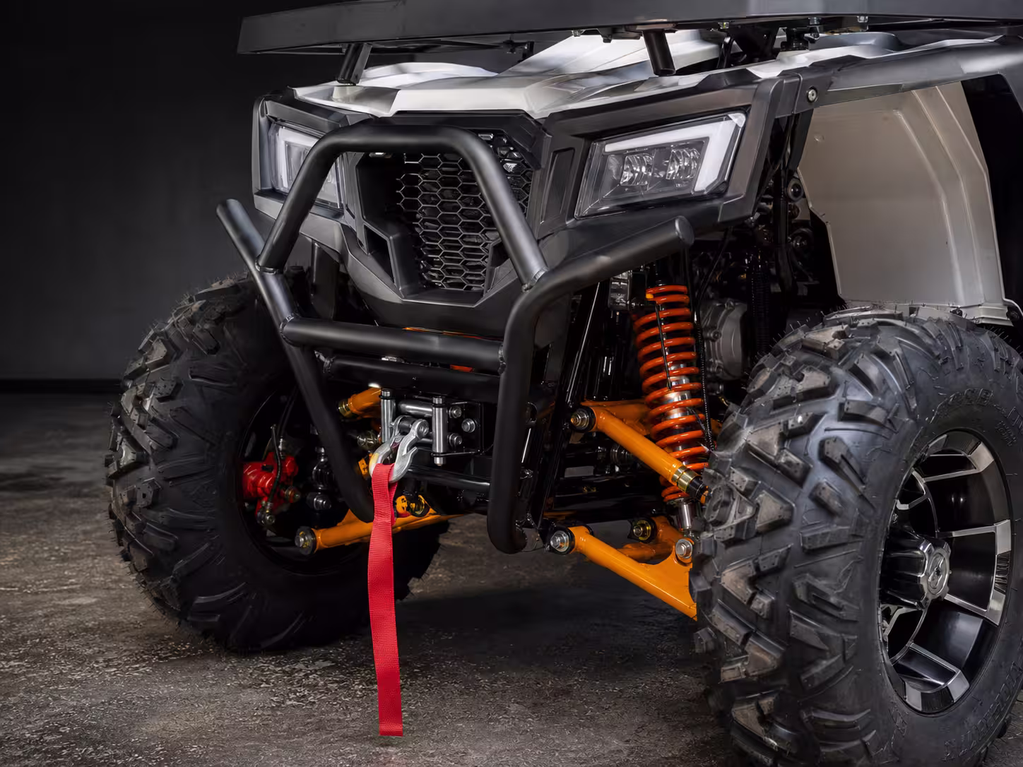 YKF-DDQ PRO front suspension brush guard and winch detail